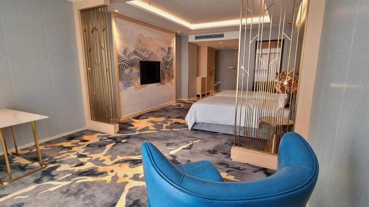 Won Majestic Hotel Cambodia Сиануквиль Экстерьер фото